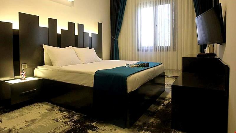 Plaza Hotel Izmir Exterior photo